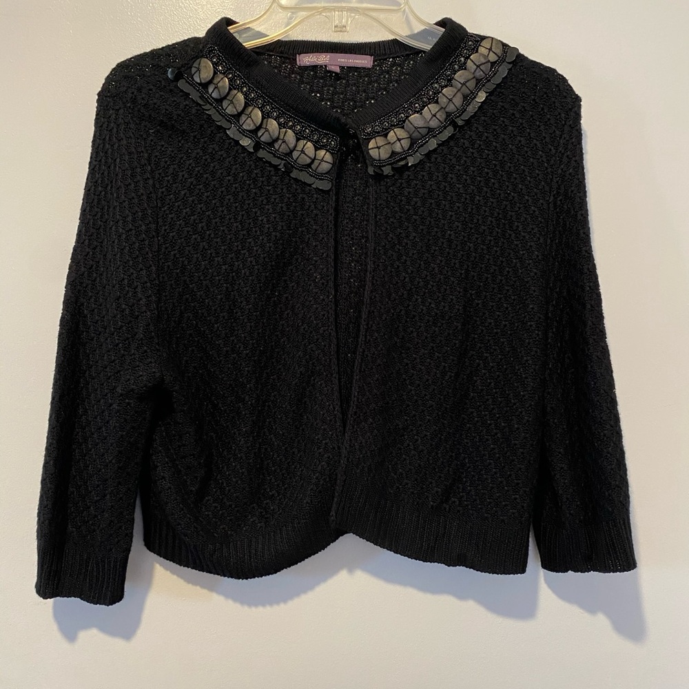Women’s short cardigan